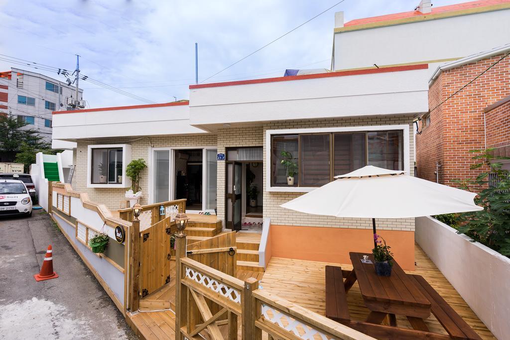 Yours Guesthouse In Tchongjong Exteriér fotografie