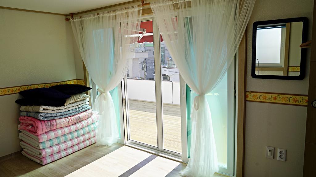 Yours Guesthouse In Tchongjong Exteriér fotografie